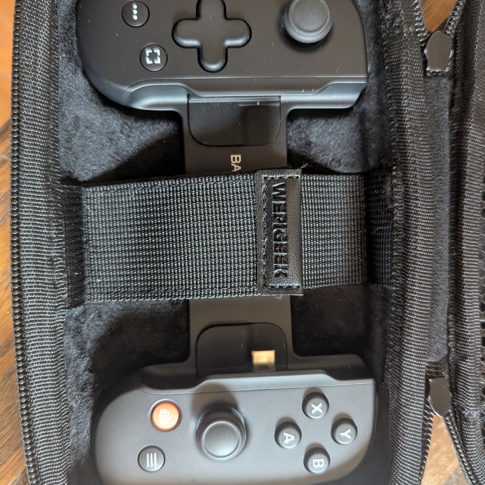 Wegeek Black Wireless Game Controller Set